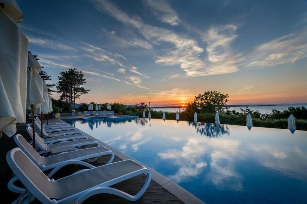 Santa Marina Resort Sozopol - Penthouse With Amazing Sea View Экстерьер фото